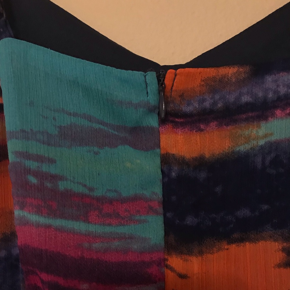 SALE!  Colorful High-Low Dress - Picture 6 of 7